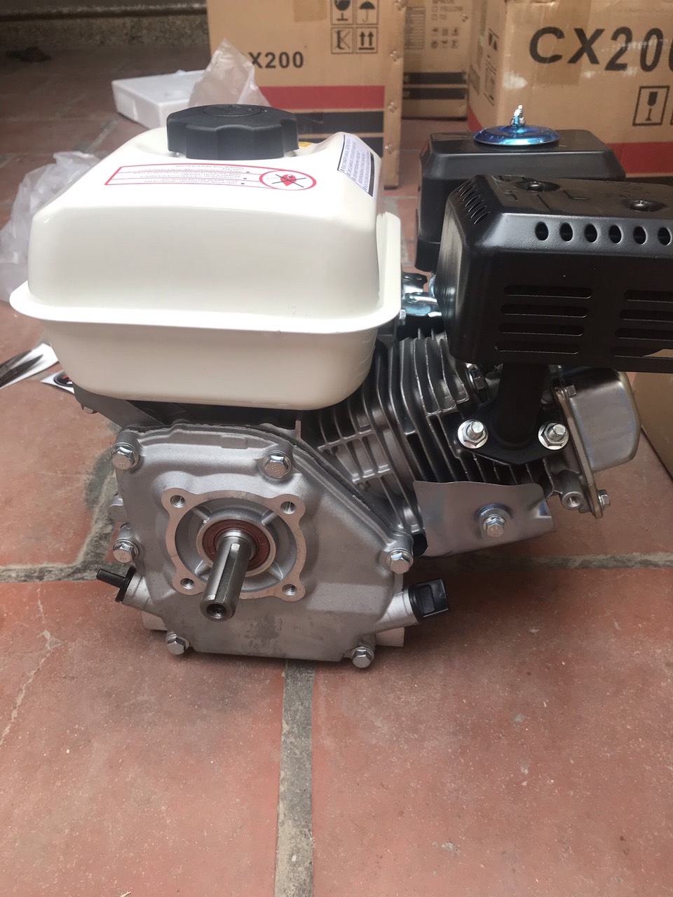 Máy bơm nước chạy xăng Honda GX200 6.5HP