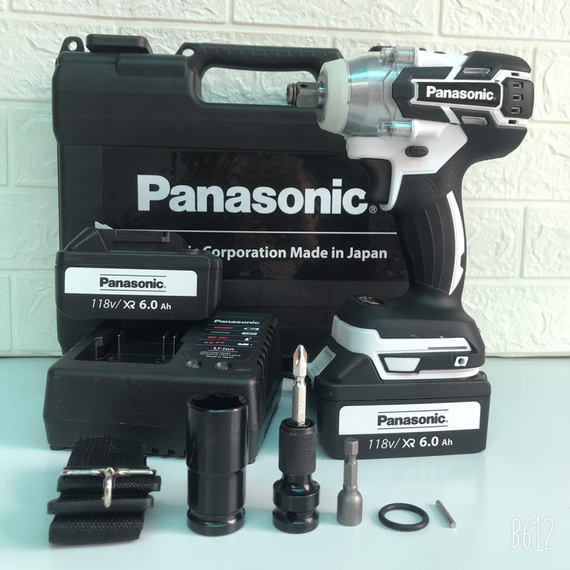 Máy siết bulong Panasonic 118V LỰC SIẾT 550Nm Kèm đầu chuyển vít, đầu khẩu, mũi vít, tôn