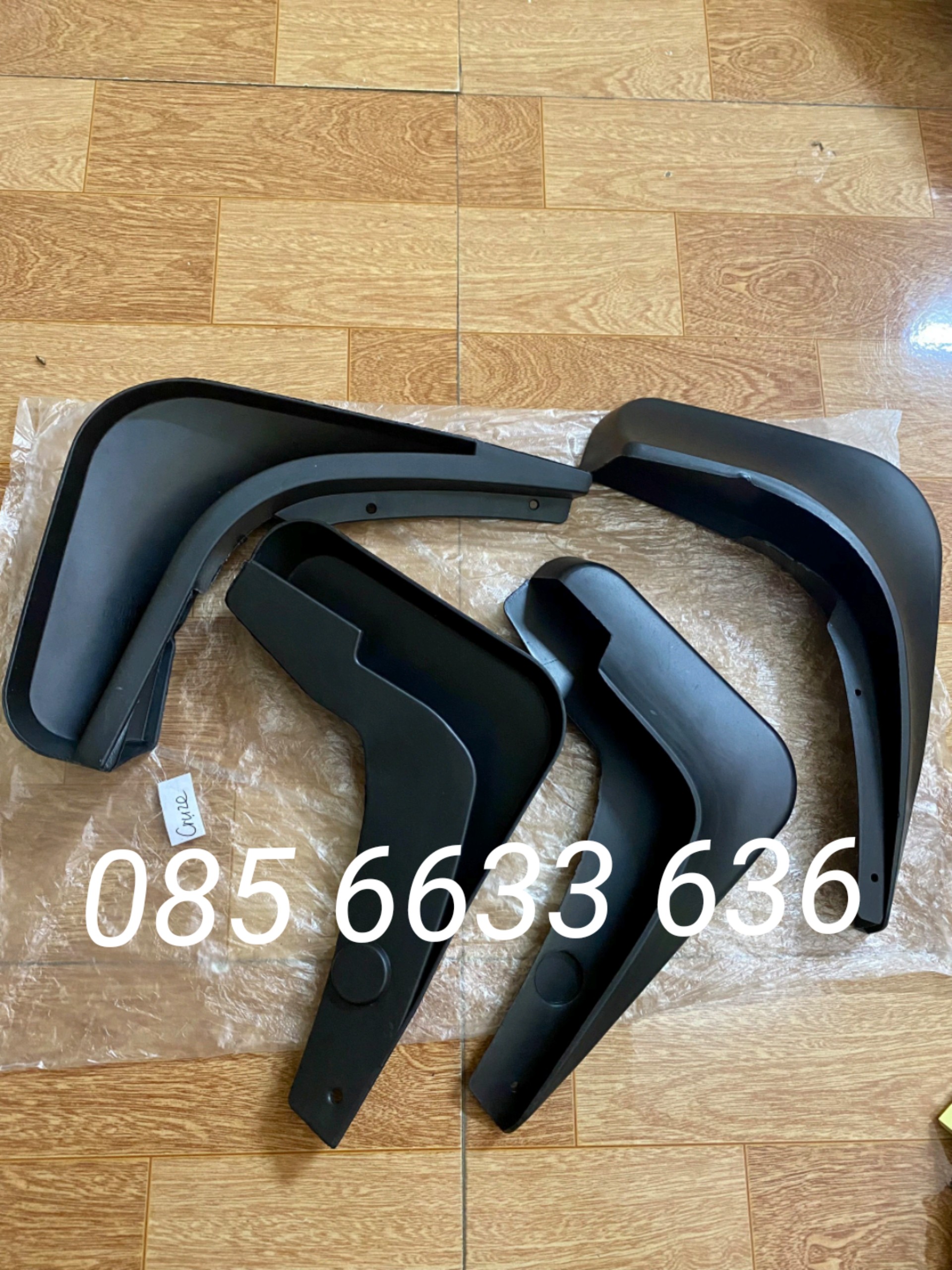 Chắn bùn bánh Lacetti cdx , Cruze , oem