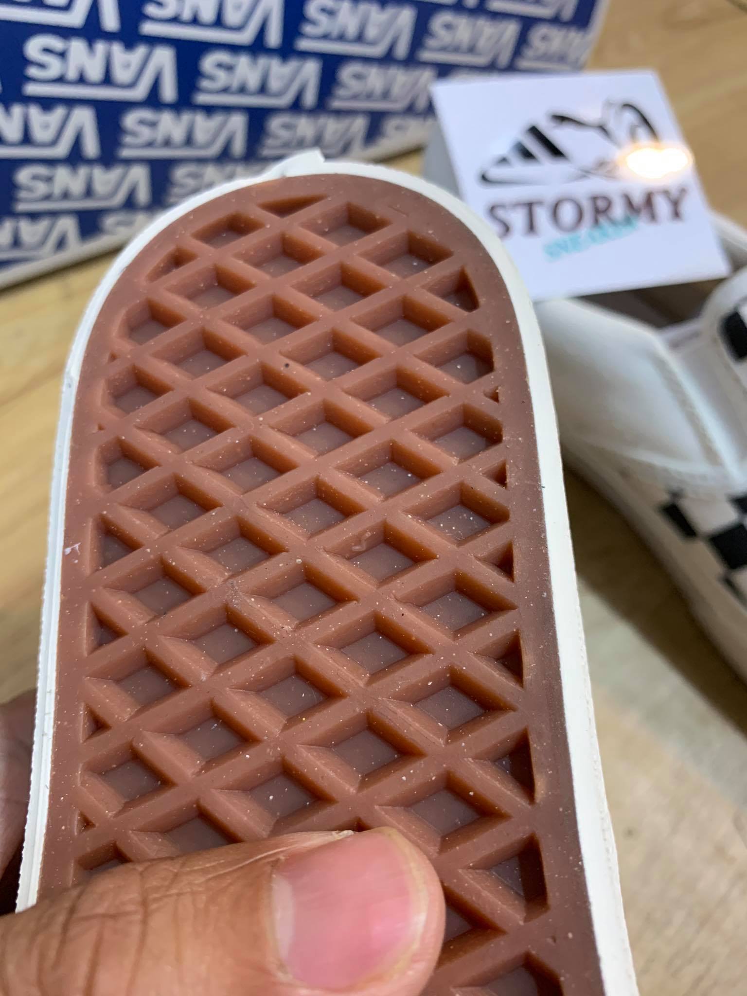 giay vans caro trắng đen nam nữ chuẩn 1:1