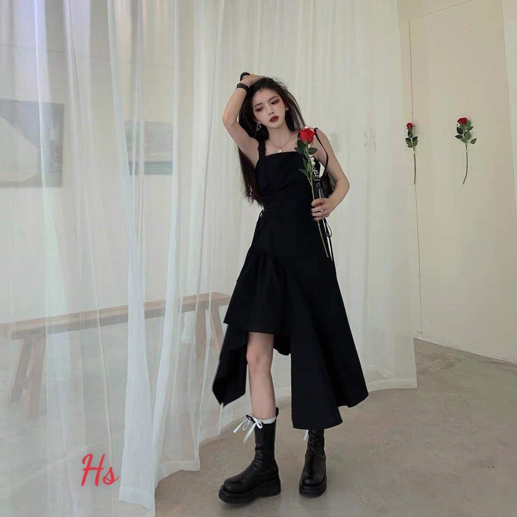 Váy đen 2 dây vạt lệch tà HSU0521