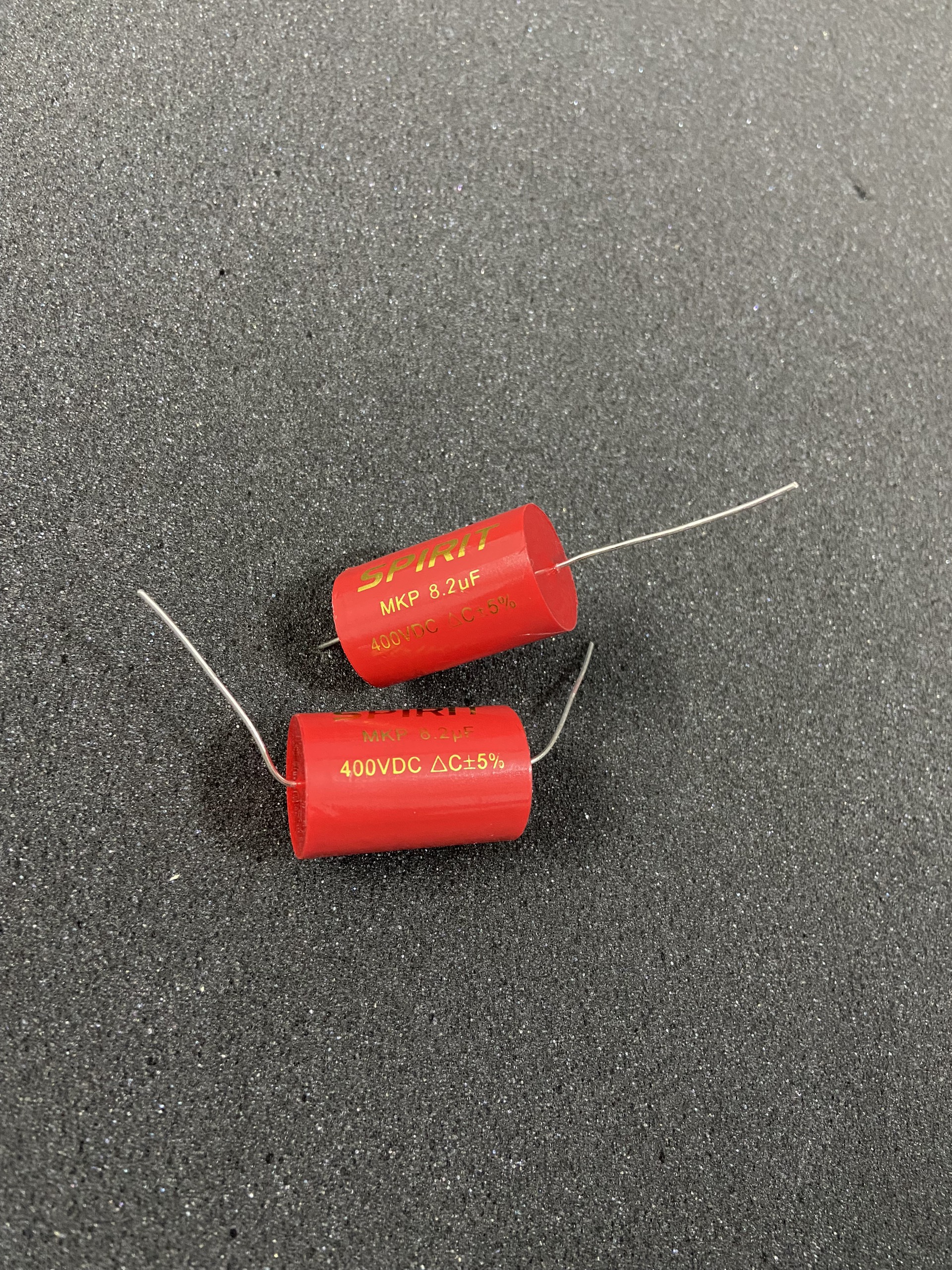 Tụ lọc phân tần cản loa treble ( tụ đỏ ) 8.2uf 400v hàng cao cấp