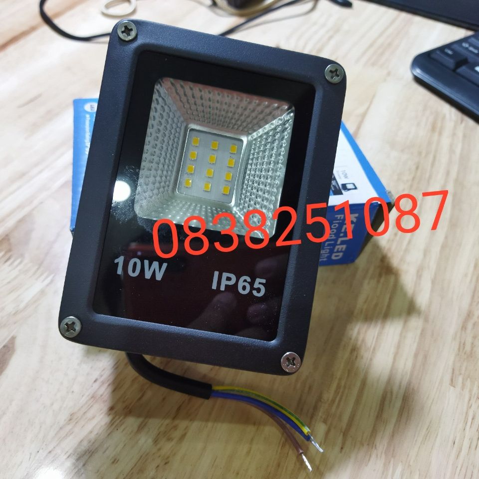 Đèn pha led 10w chiếu sáng ngoài trời sân vườn