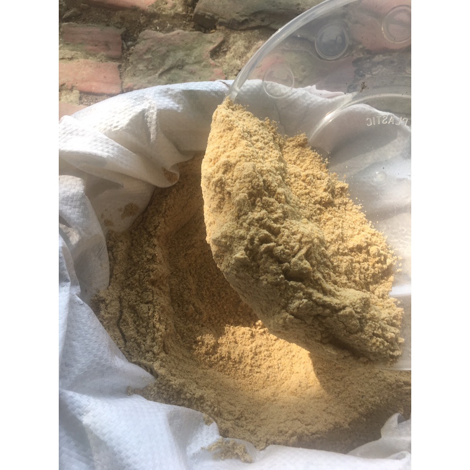 Cám trứng ba vì câu cá gói 500gr-cám chim xay nhiễn 1 gói câu cá
