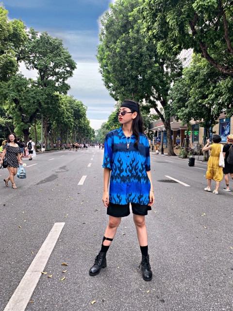 Áo sơ mi tay lỡ unisex màu đen LỬA XANH cực chất