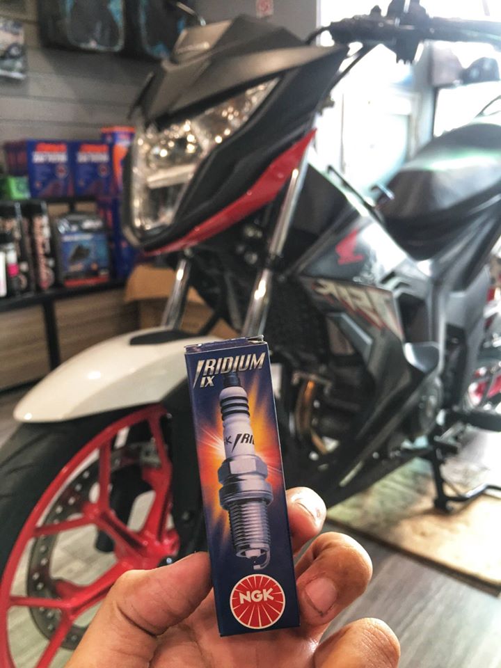 [Motoworld Phân Phối] NGK Bugi CPR9EAIX-9 Iridium IX