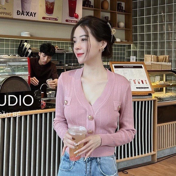 Áo len tăm cổ V hàng QC siêu xinh