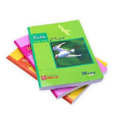 Vở hồng hà 300 trang( 4 mùa)