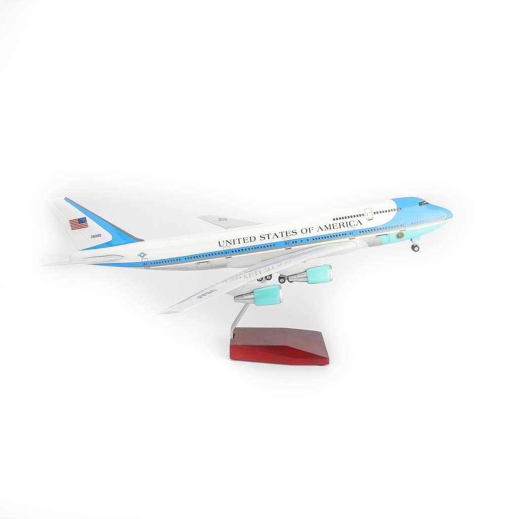 [HCM]Mô hình máy bay lắp ráp có đèn led Air Force One Boeing B747 47cm Everfly