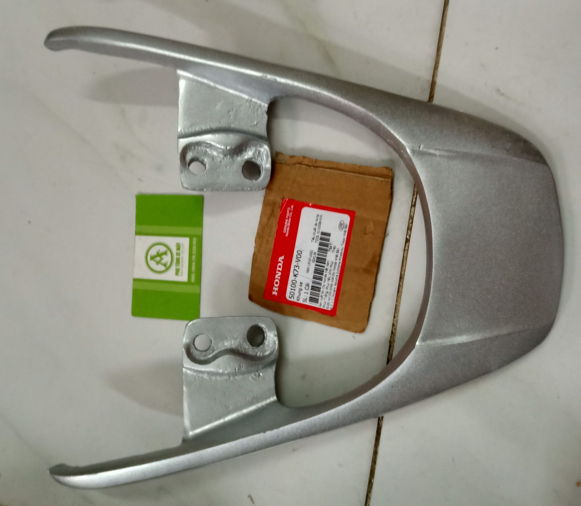 Cảng sau ( Quai Yên ) dành cho xe Future neo