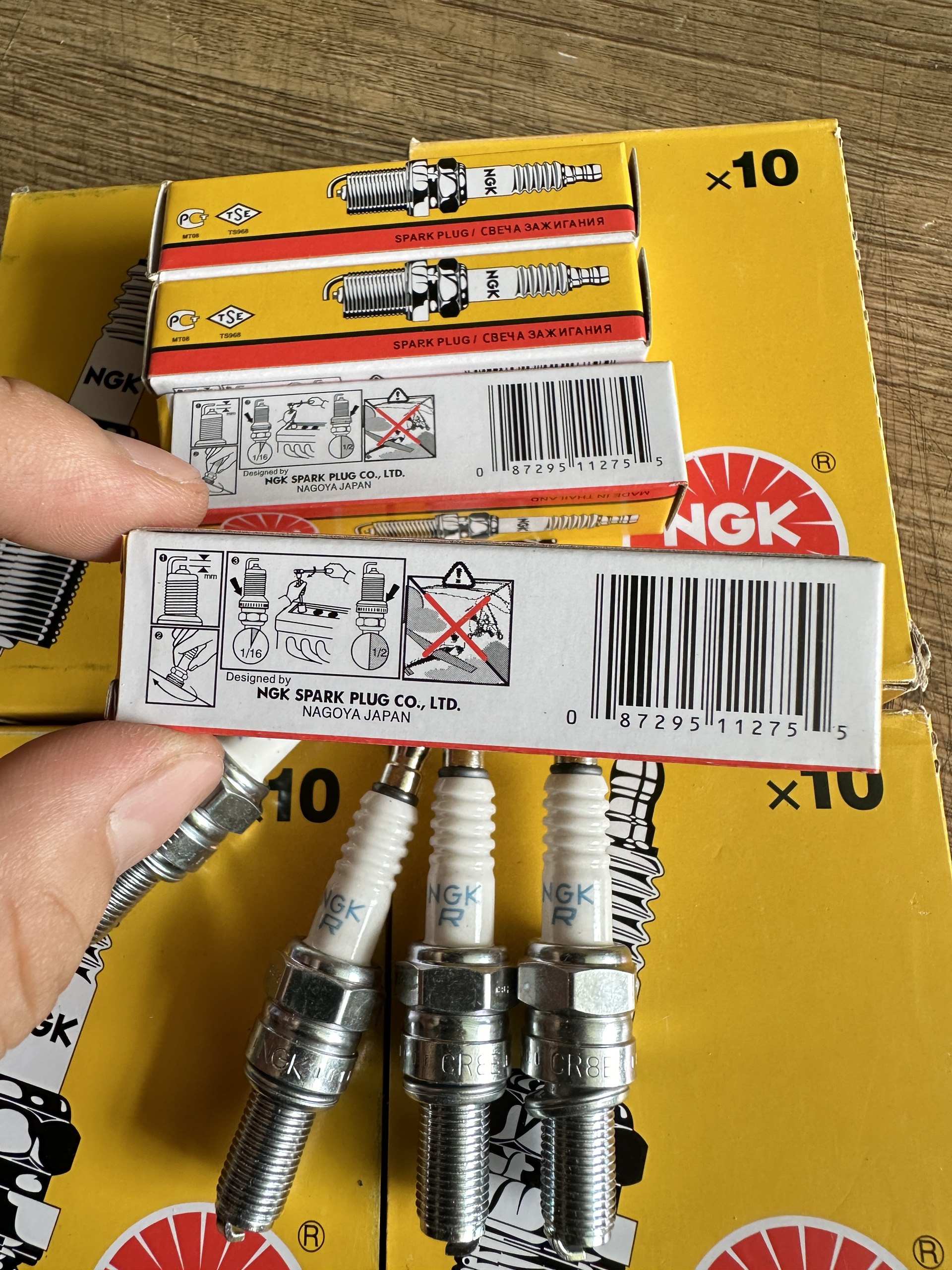 BỘ 4 BUGI ĐÁNH LỬA DONGBEN X30 / T30 LOẠI XỊN