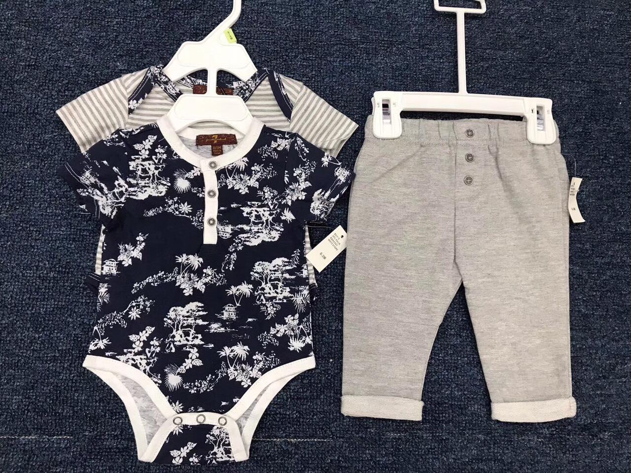 Combo 2 Bodysuit + Quần nguyên móc cho BÉ TRAI 3-9M (giao ngẫu nhiên)