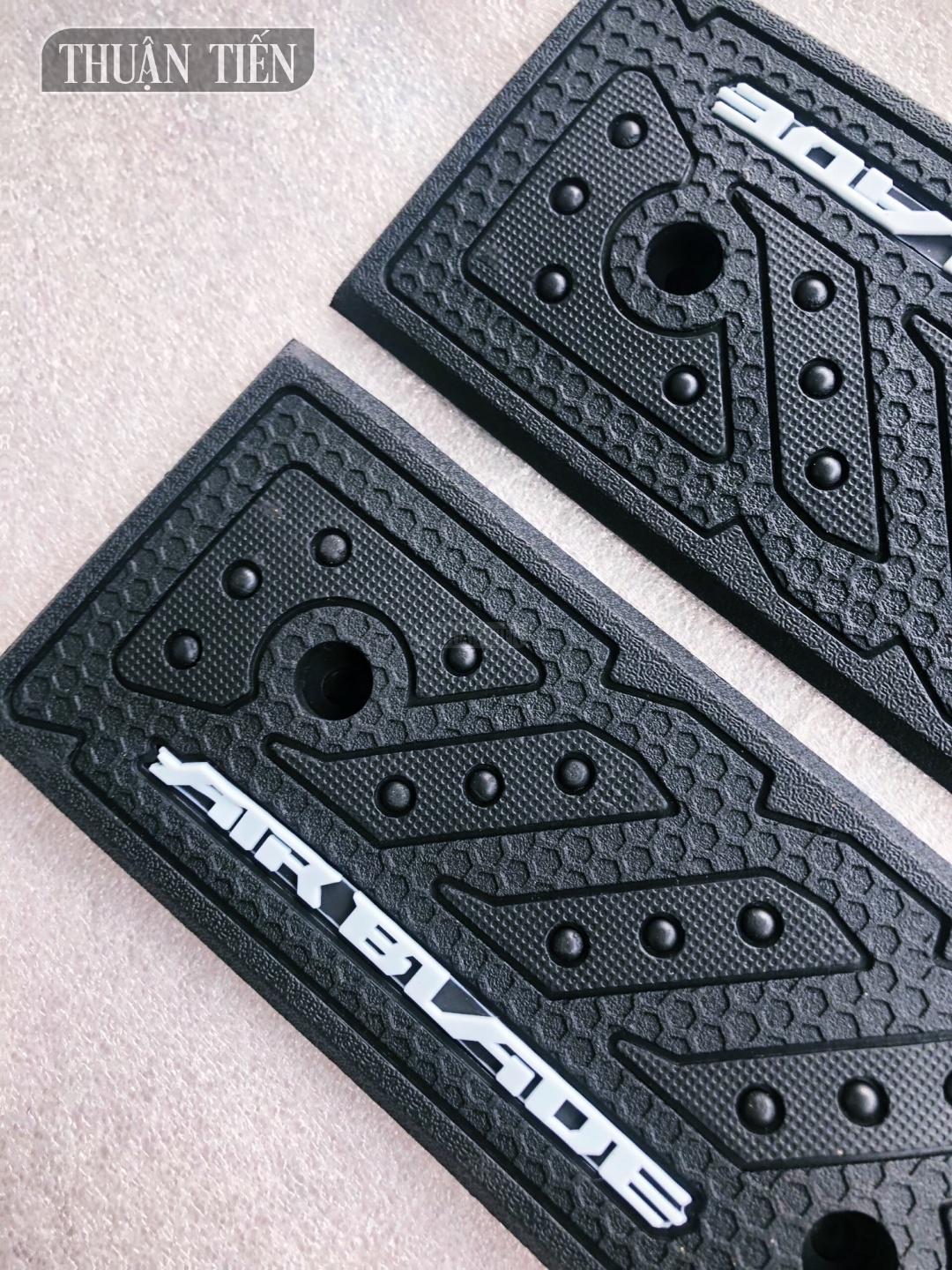Rugs foot air blade 2016- 2019 type Indo Black