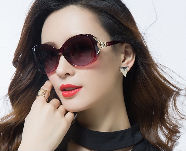 Kính mát nữ thời trang + Tặng bao da B136