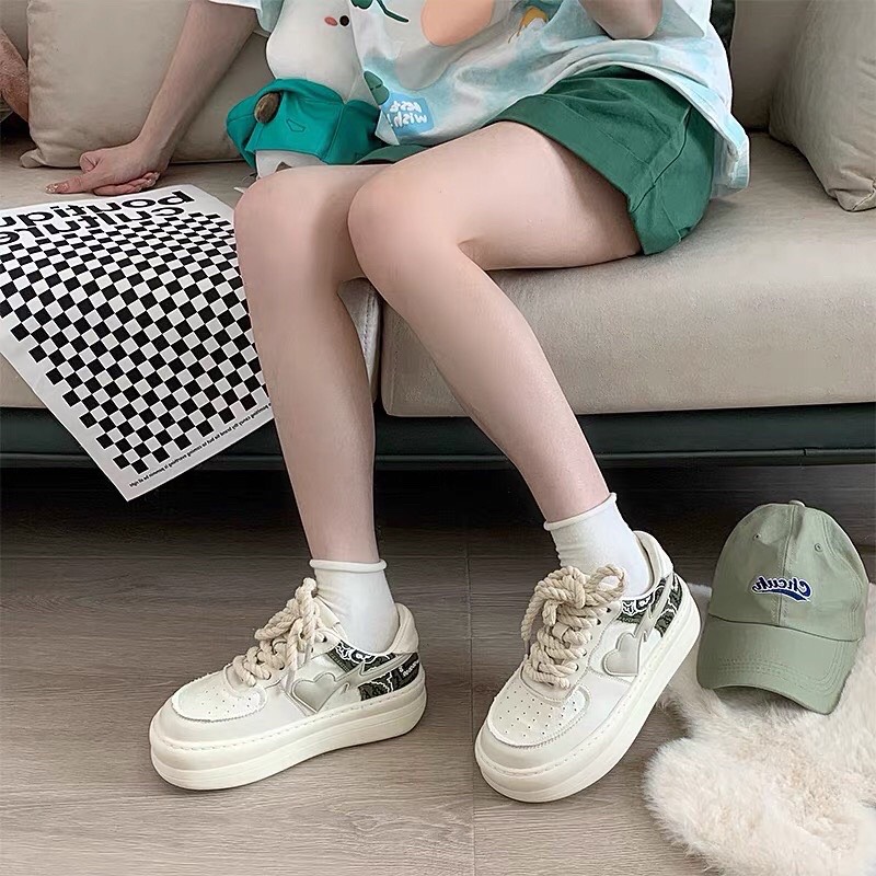 [Tặng dây giày] giày thể thao nữ đế cao hình trái tim