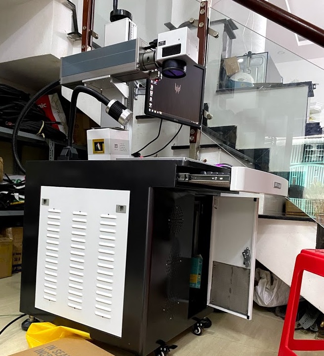 Máy khắc laser kim loại Raycus 20w