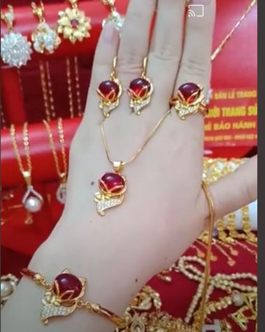 Bộ trang sức hồ ly đá xanh