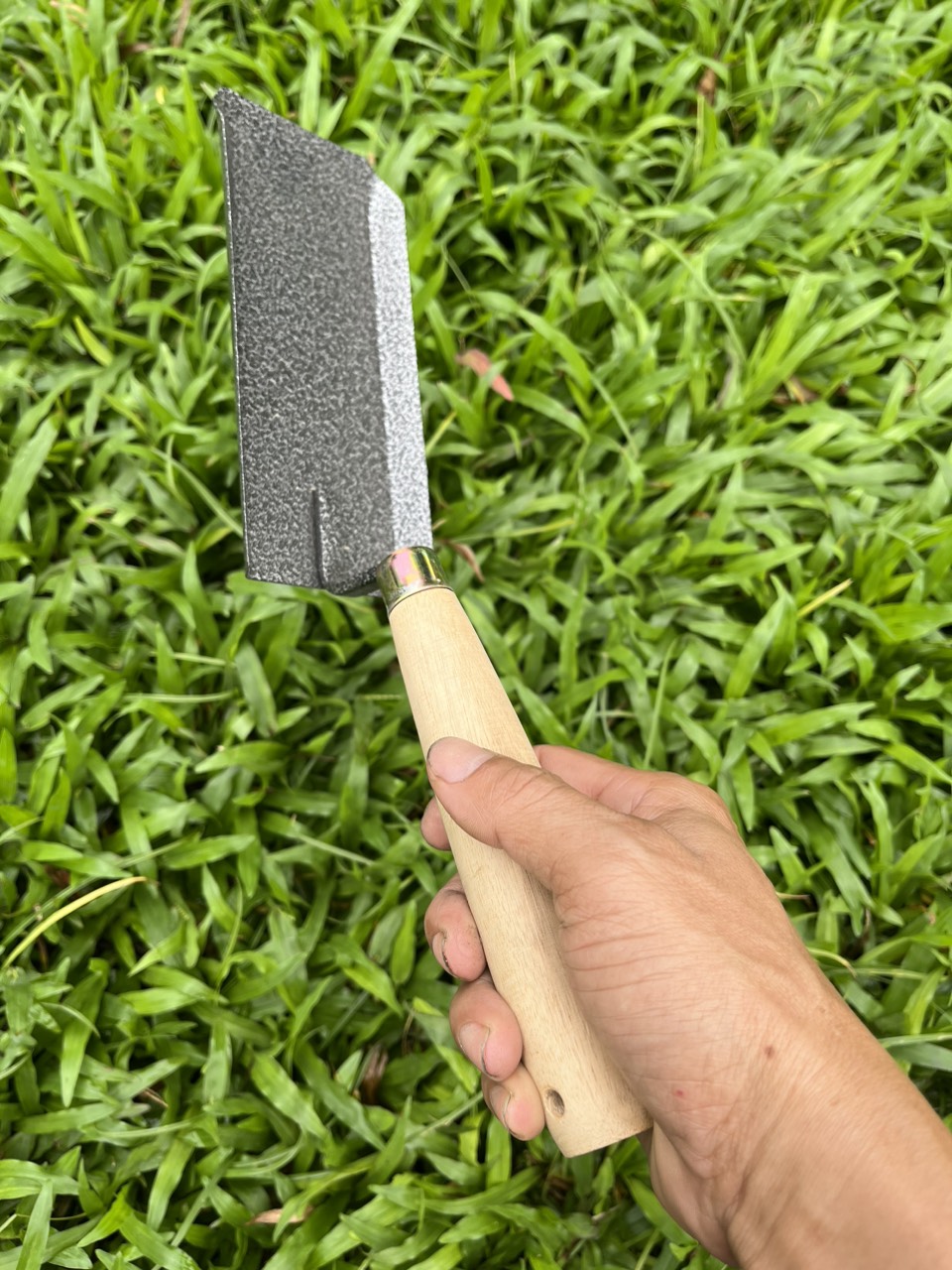Xẻng xúc đất làm vườn-Thép sơn tĩnh điện cán gỗ
