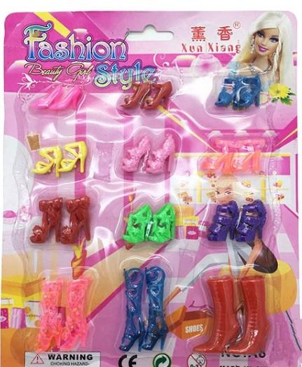 Vỉ đồ chơi 12 đôi giày, dép, guốc cao gót búp bê