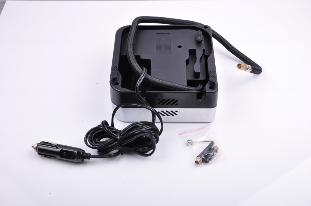 Máy Bơm Lốp Ô Tô Mini 12V Toyota Accessories