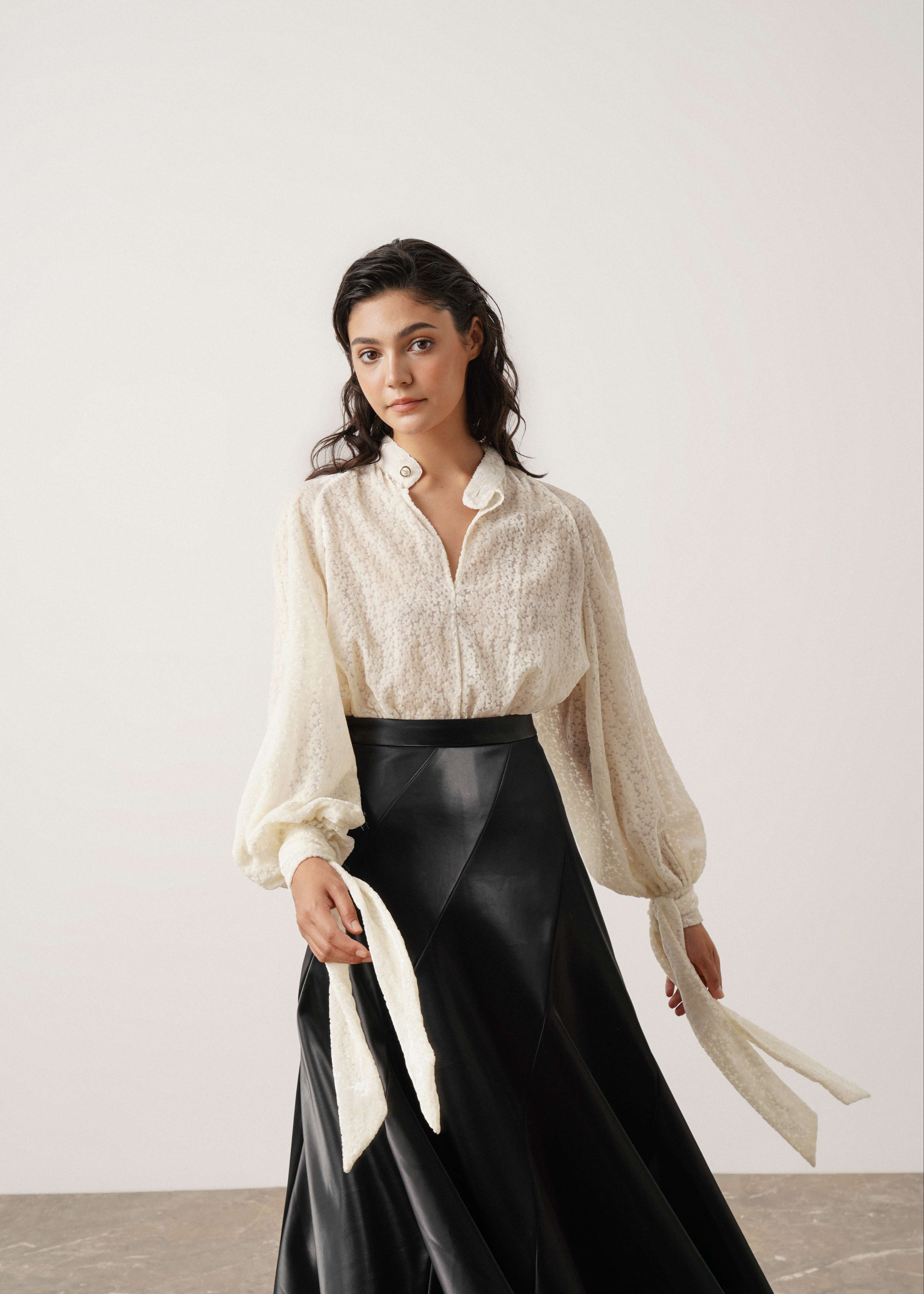 MEIRA BLOUSE - SƠMI KIỂU, SƠMI NHUNG