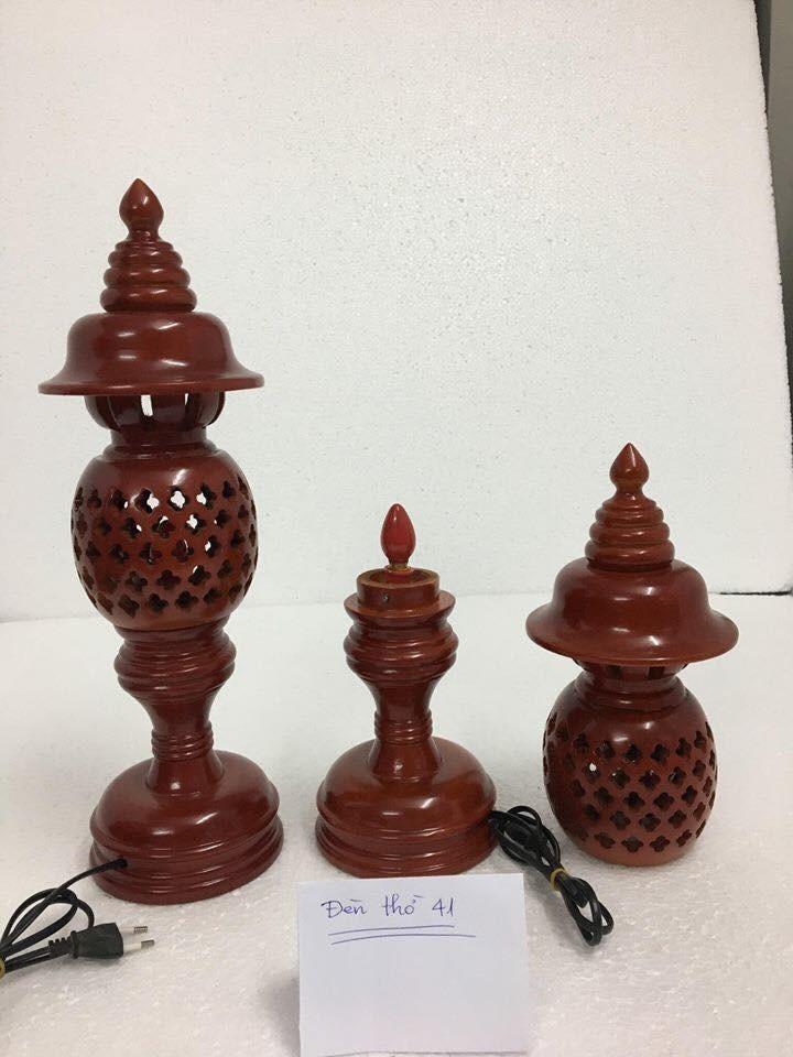 Cặp đèn thờ gỗ cao 41 cm ( UH)