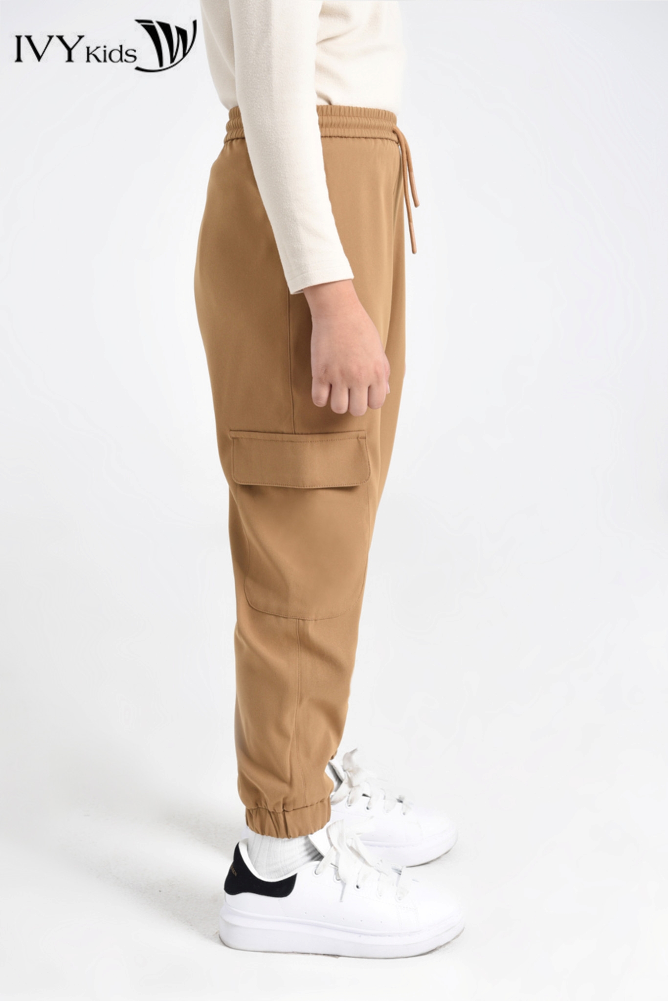 Quần khaki jogger bé trai IVY moda MS 22K1526