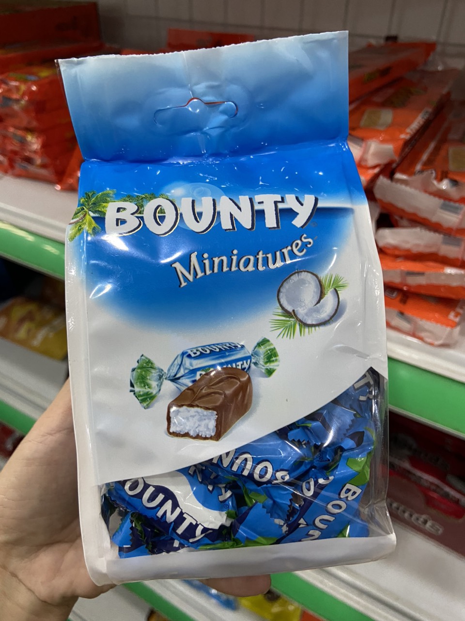 [NEW DATE 05/2025]Socola Dừa Bounty Miniatures Mỹ Gói 150 Gram - 220 Gram
