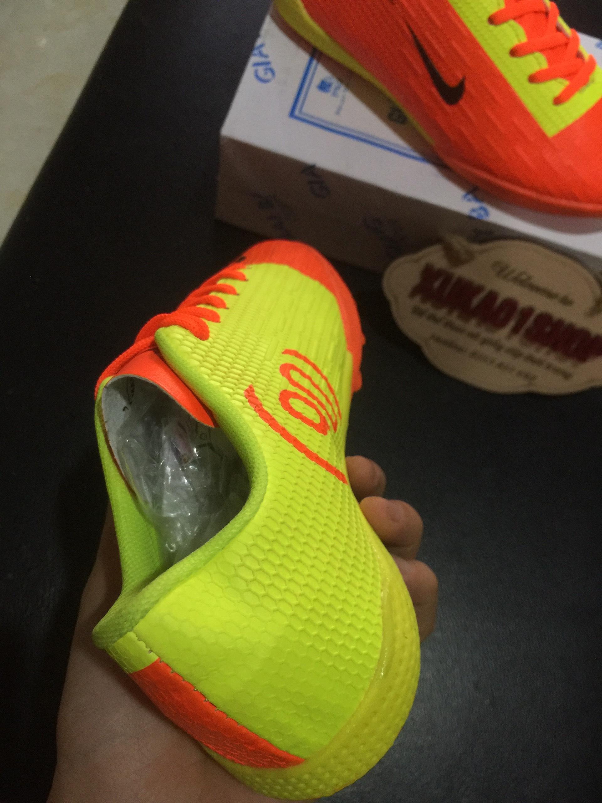 Giầy đá bóng TRẺ EM,DA XỊN size từ30-44 siêu bền