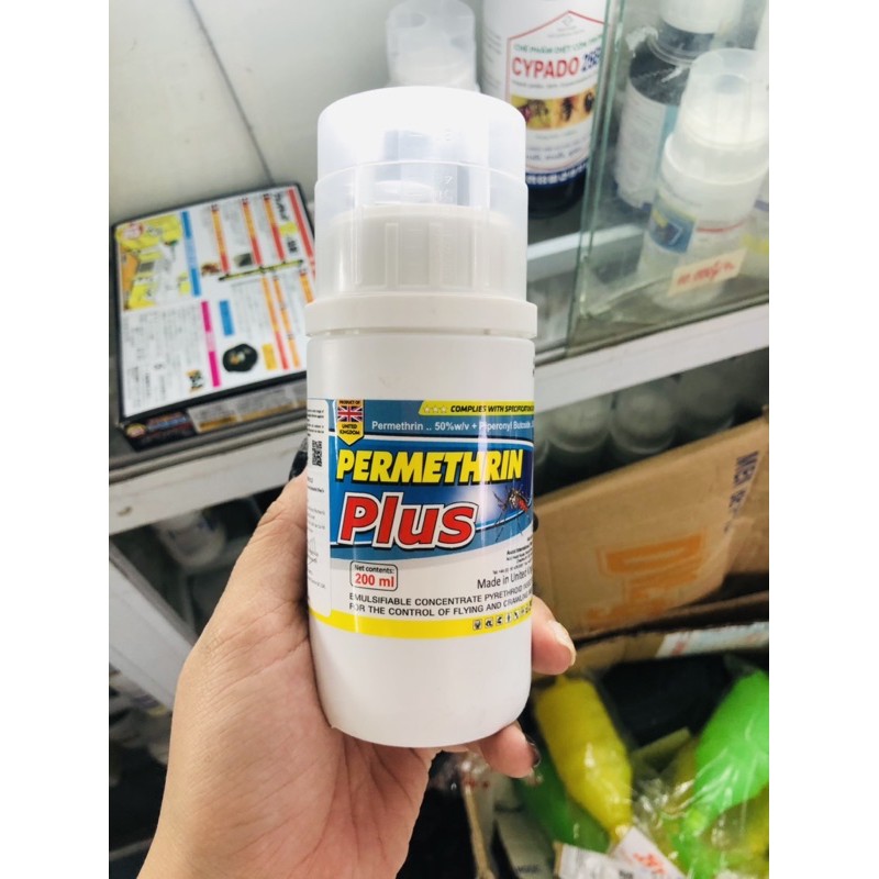 Thuốc diệt côn trùng nhập khẩu Permethrin Plus 200ml .