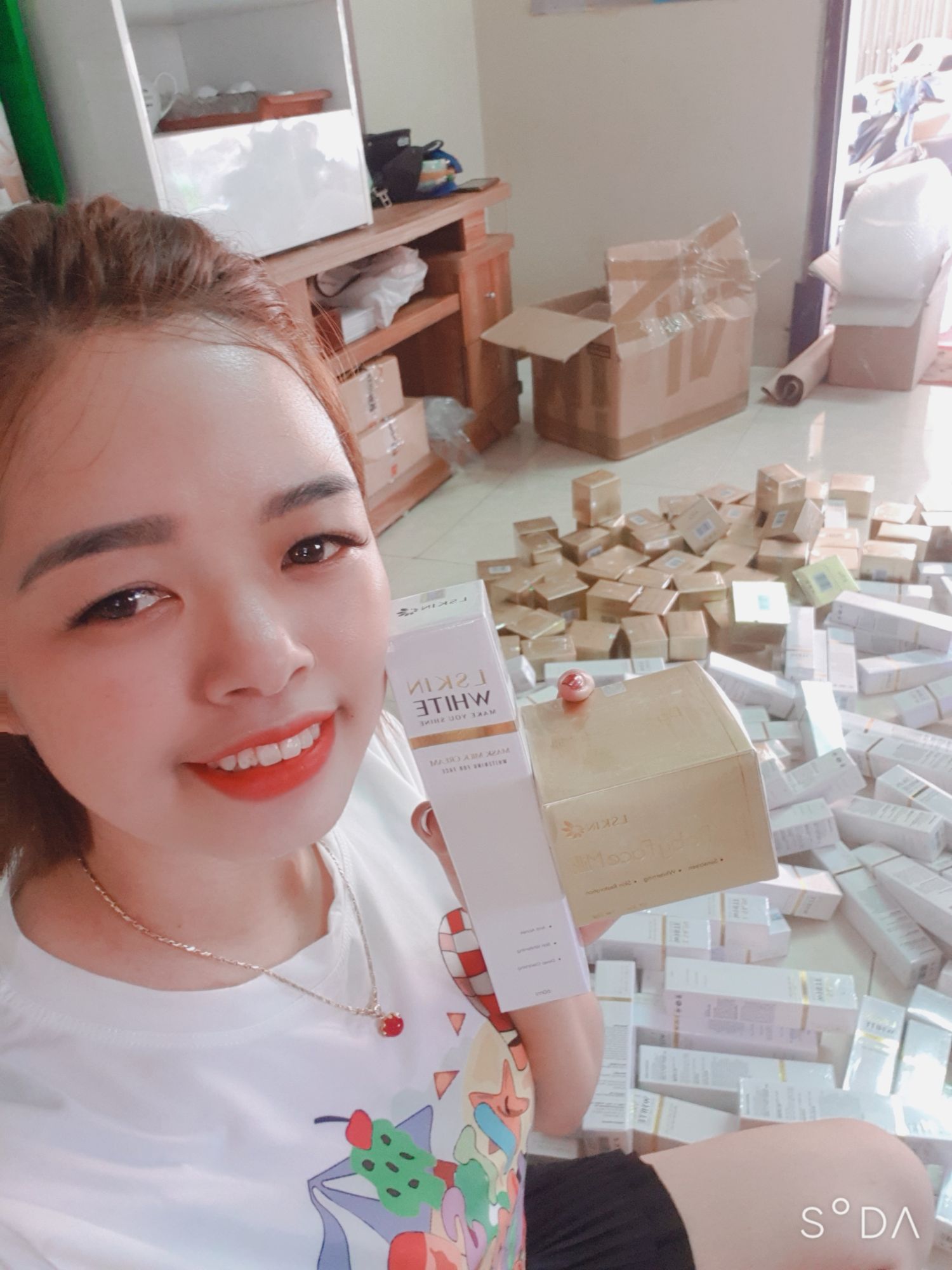 Ủ KÉN TẰM - DƯỠNG TRẮNG LÀM ĐỀU MÀU DA