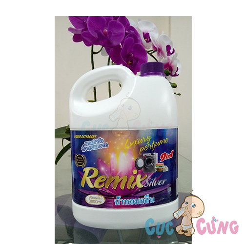 [HCM]Nước giặt quần áo Remix Siver 3800ml (3.8 lít)