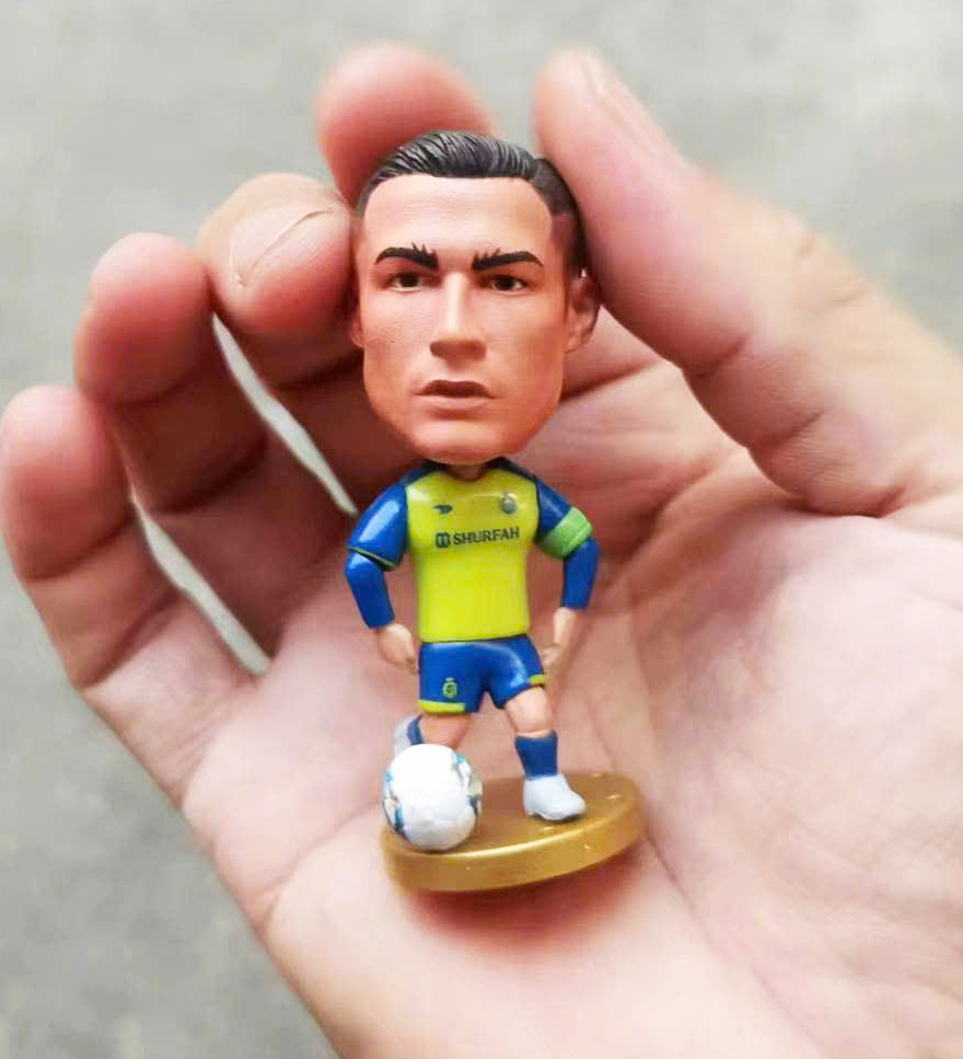 Tượng cầu thủ bóng đá Cr7 Ronaldo
