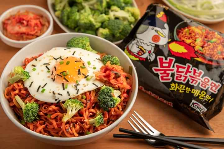 [HCM]Lốc 5 gói vị gà cay samyang Hàn Quốc