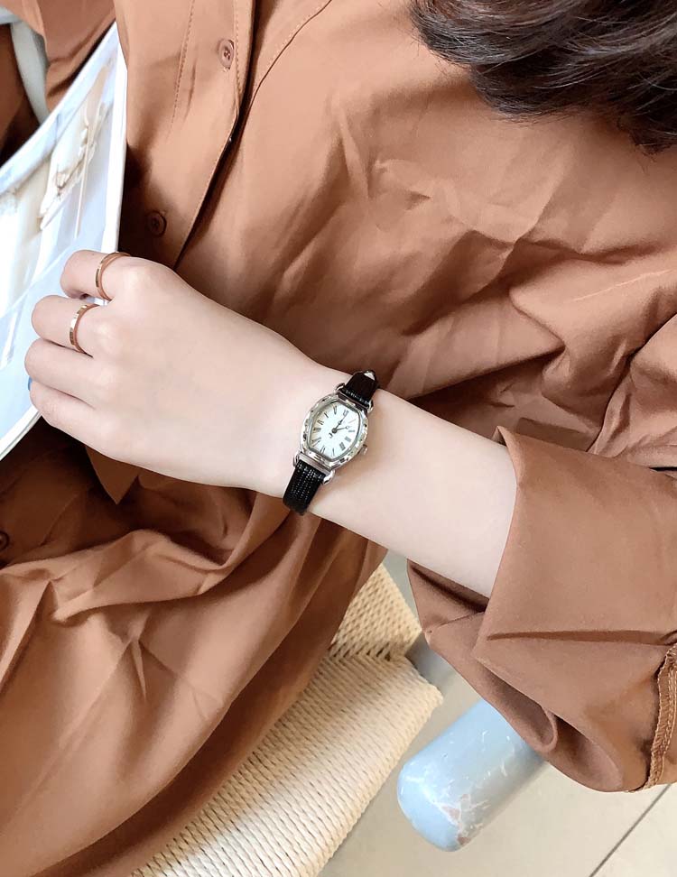 Đồng hồ nữ Julius Hàn Quốc JA-544 dây da cá tính