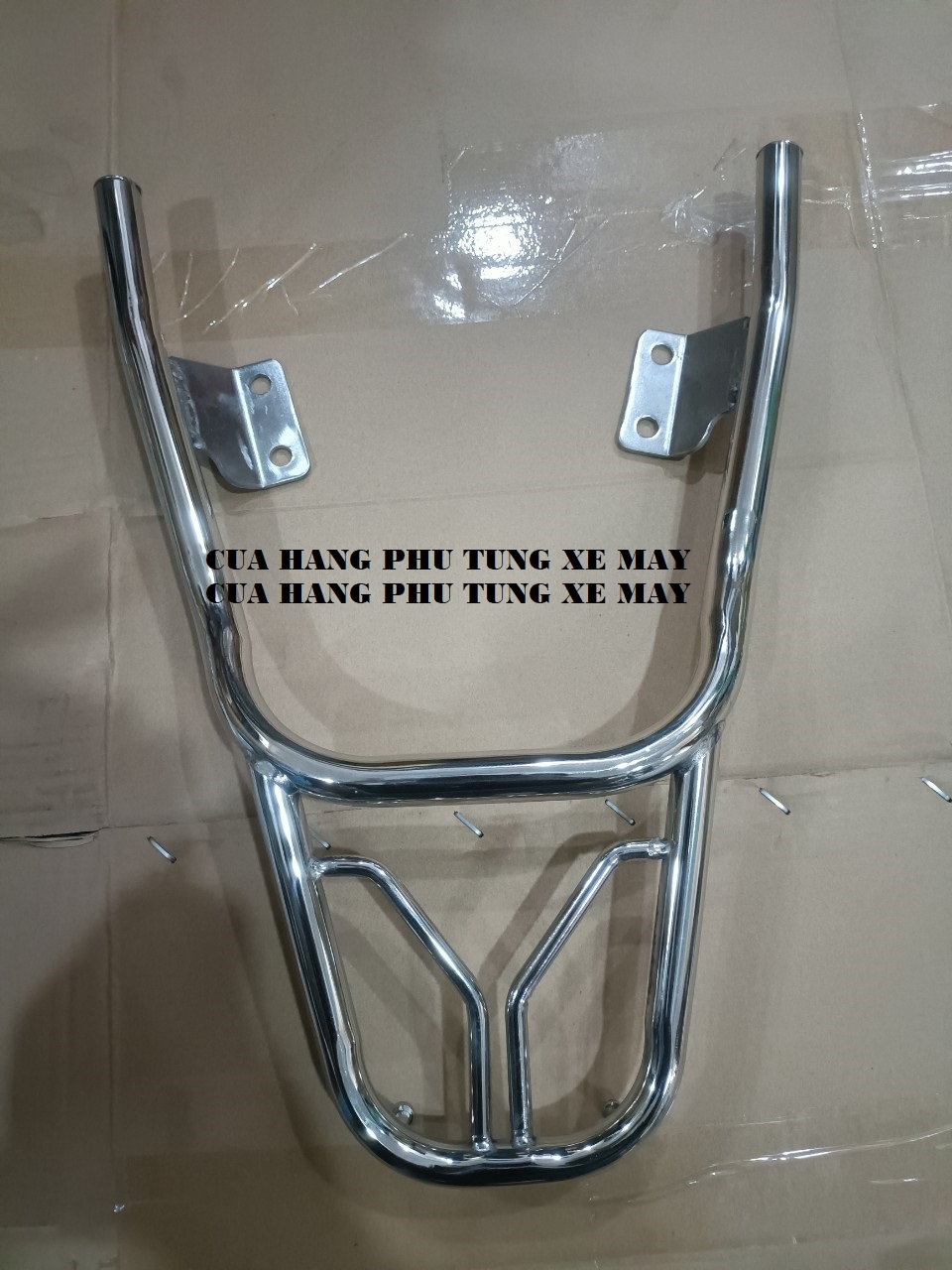 Cảng sau xe Sirius Fi inox sáng, đẹp