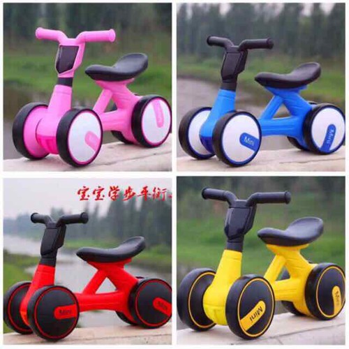 Xe chòi chân thăng bằng mini
