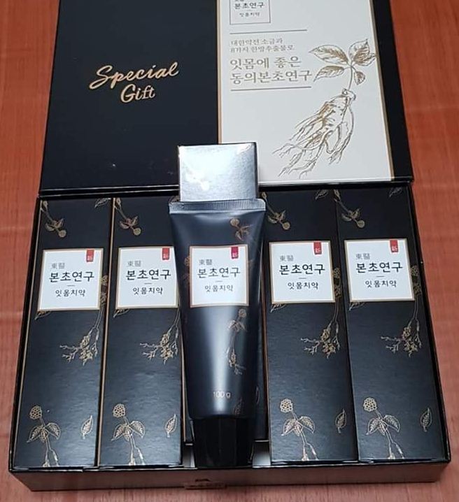 Kem đánh răng Thảo dược muối khoáng Ryo Hàn Quốc