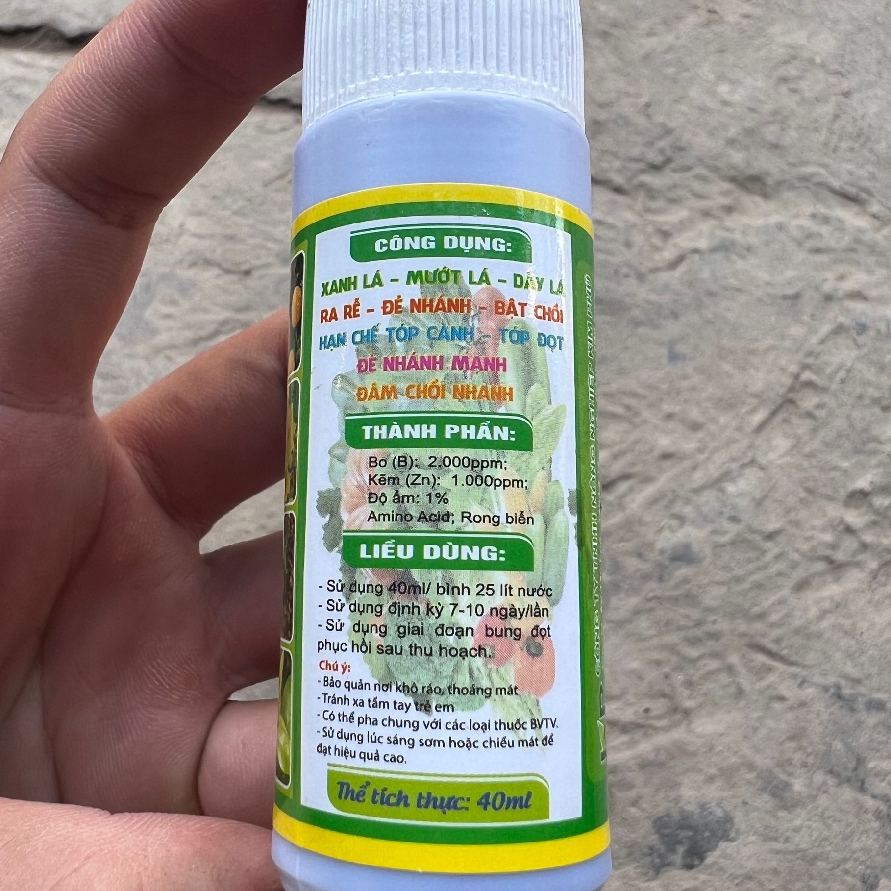 Phân Bón Bung Chồi Đâm Tược Mập Thân Xanh Lá 40ml