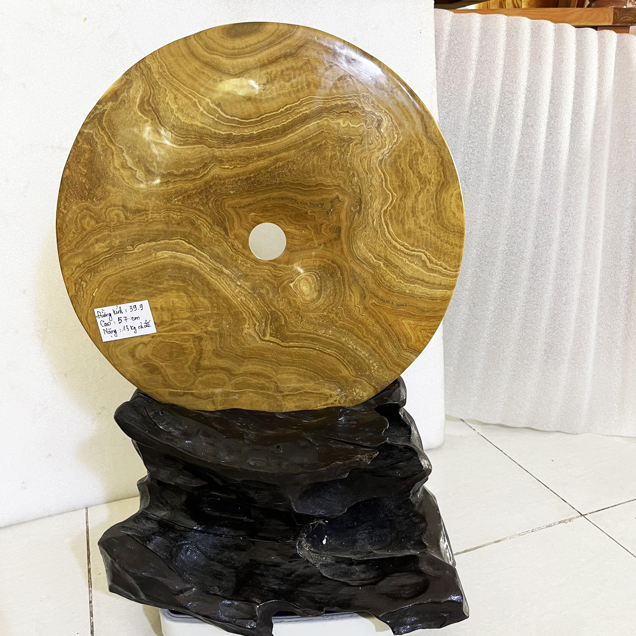Đồng điếu đá tự nhiên đường kính 40cm, cao 57cm, nặng 13 kg cả đế đá tự nhiên nguyên khối calcide