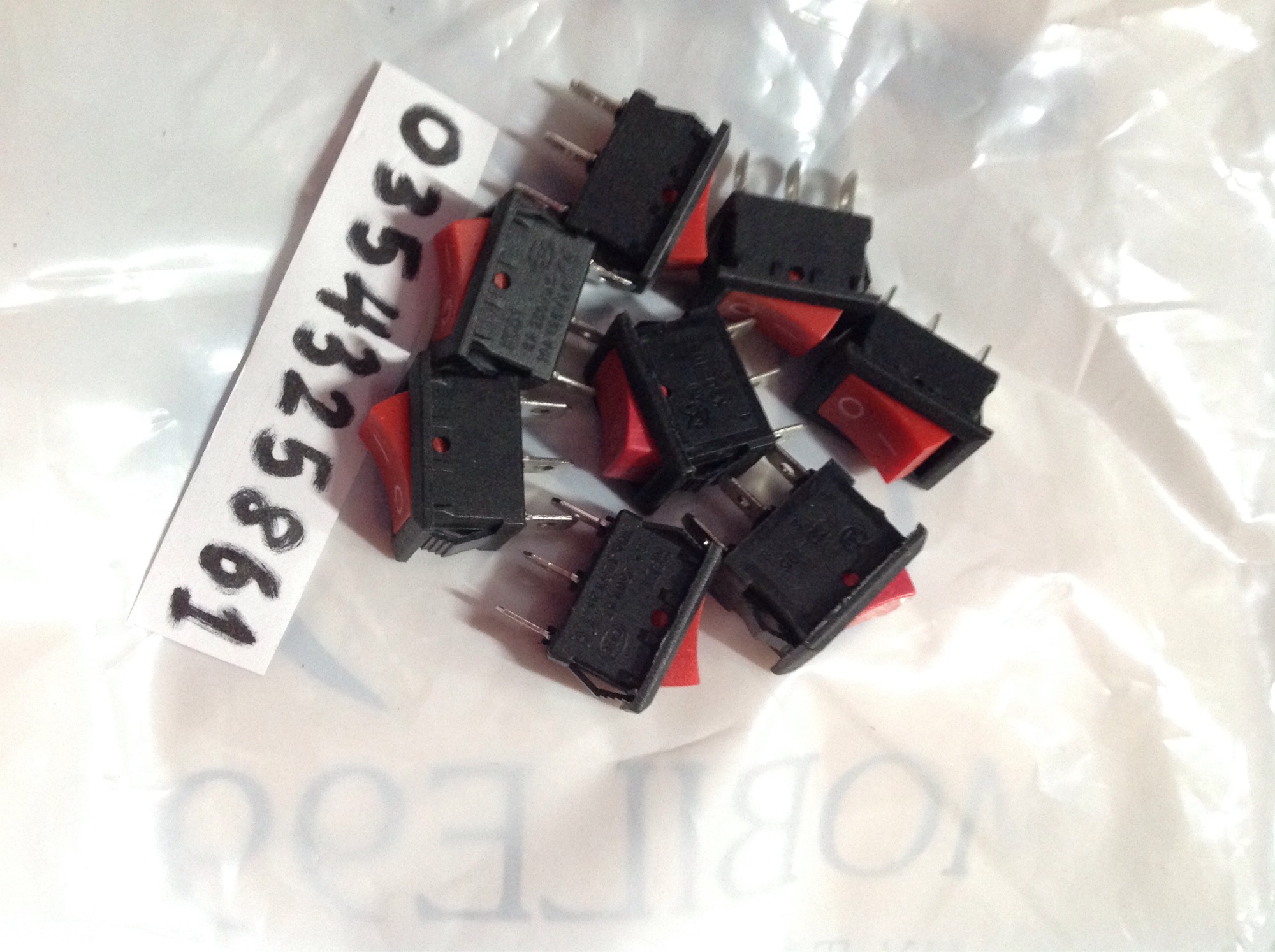 10 công tắc bập bênh 3 chân KCD1