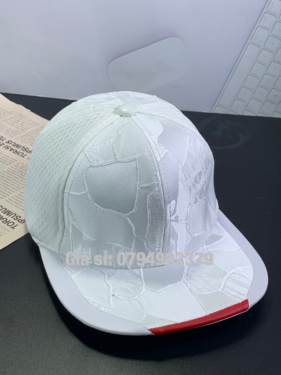 Nón snapback đơn giản (ĐT Store)
