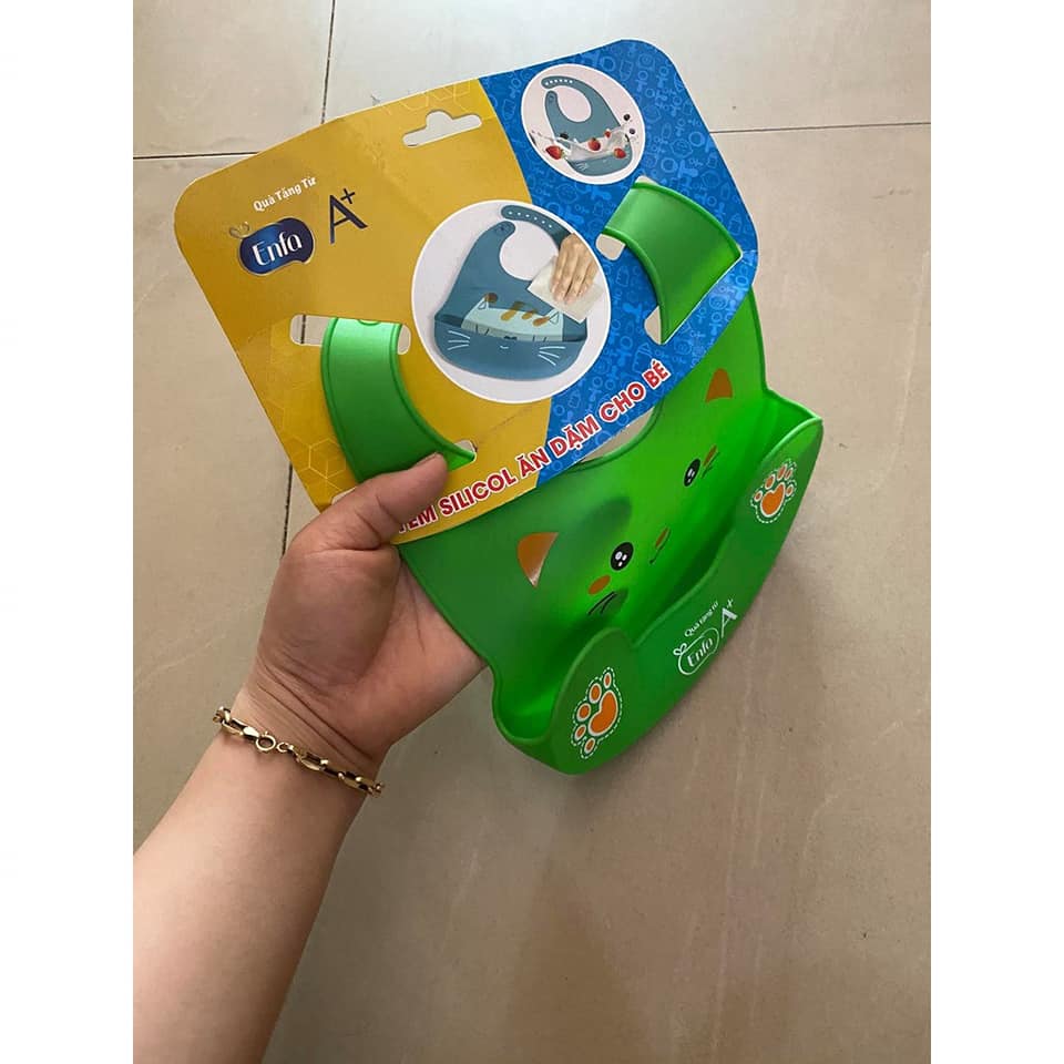 [HCM]Yếm silicol ăn dặm cho bé (quà sữa enfa )