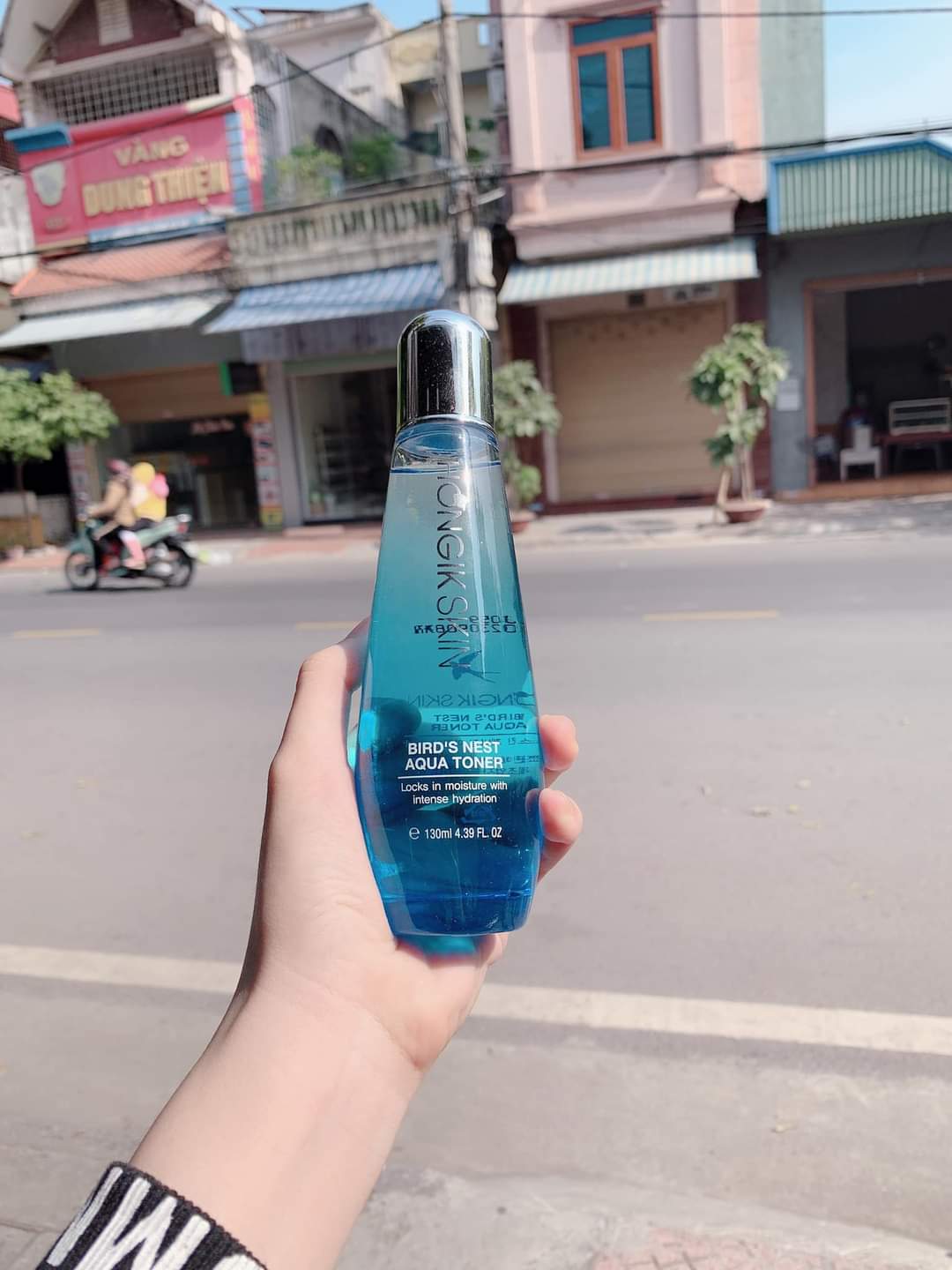 Nuơc thân yên Hongikskin