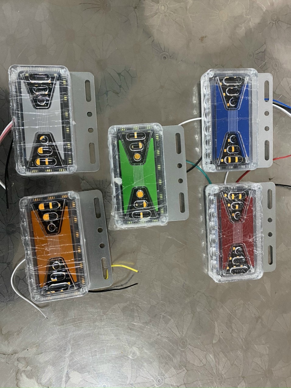 Đèn led sườn xe tải cao cấp 12V và 24V