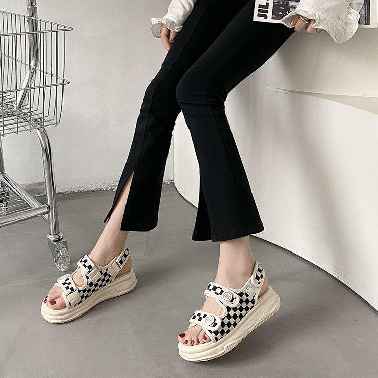 Dép sandal nữ học sinh hoạ tiết Kẻ Caro siêu hot thời trang phong cách ulzzang Hàn Quốc - TH Shoes