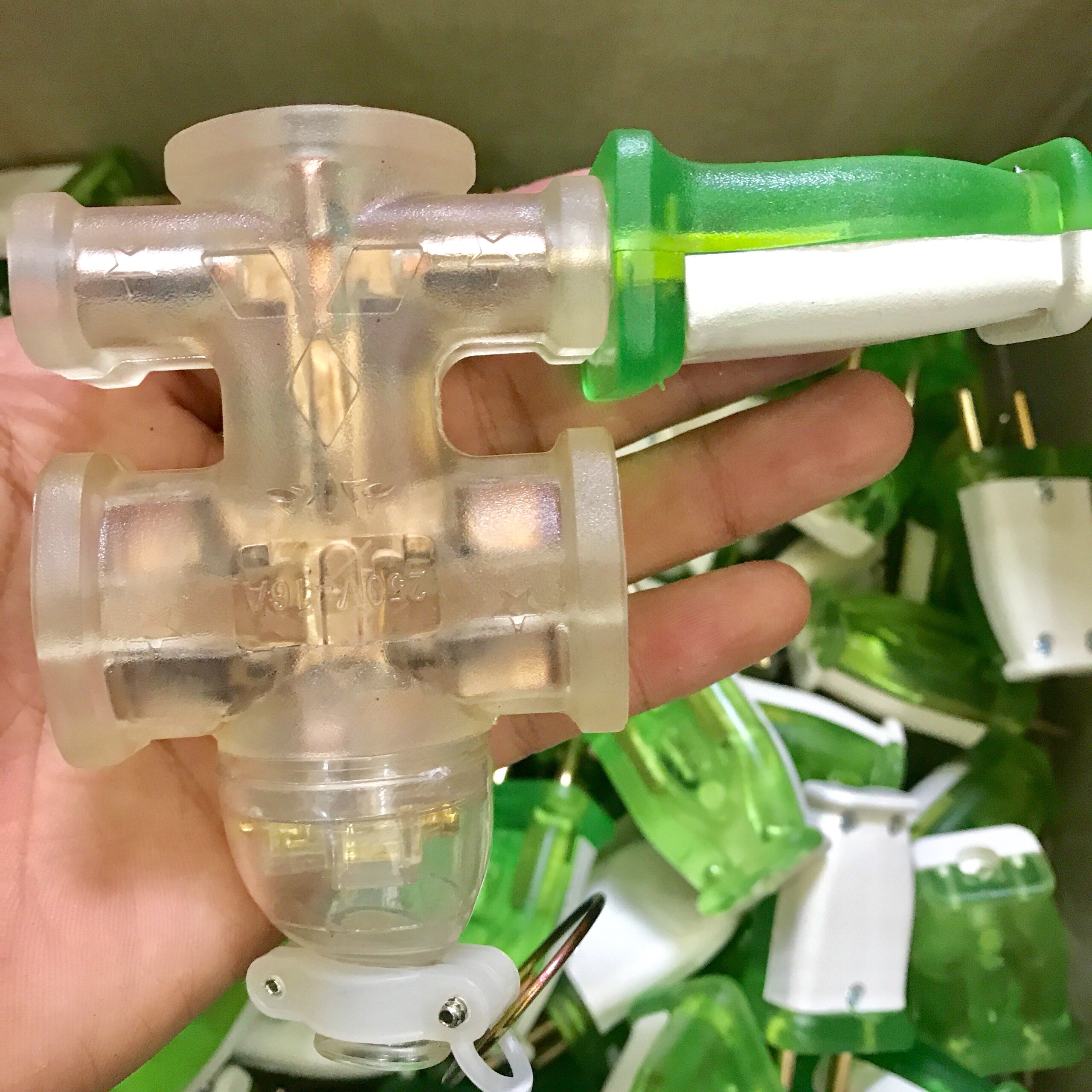 bộ ổ cắm phích cắm đúc dẻo siêu bền