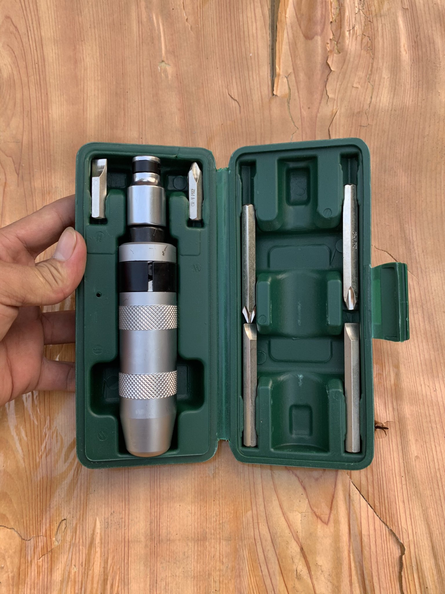 Bộ tô vít đóng đảo chiều cao cấp IMPACT DRIVER 7 chi tiết