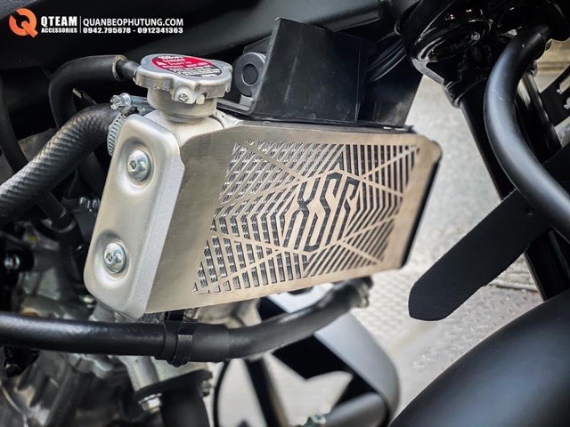 CHE KÉT NƯỚC YAMAHA XSR155