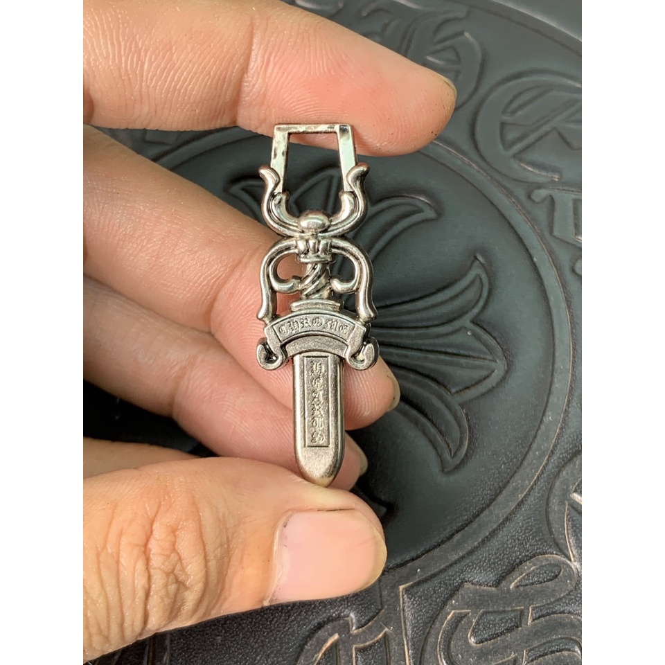 Luxury full box silver chrome heart Dager pendant-chrome heart accessories